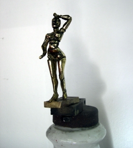 modèle mannequin en bois en bronze