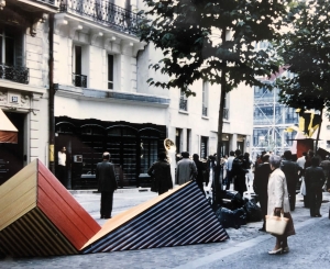 fragments de cubes plateau Beaubourg Paris les arts de la rue 1978