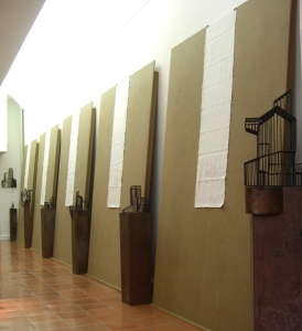 ensemble des cages présenté au Musée-Muséum des Hautes Alpes à Gap